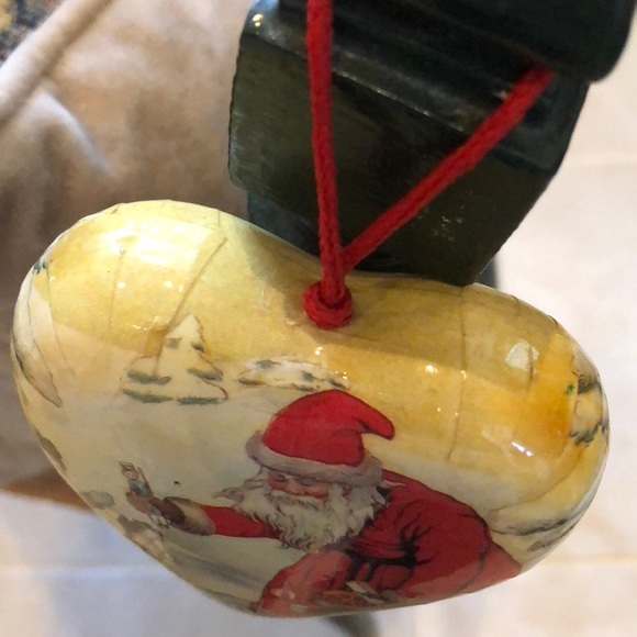 🎅🎄 Santa Children Dog Paper Machete Puffed Heart Christmas Tree Ornament - Picture 3 of 9